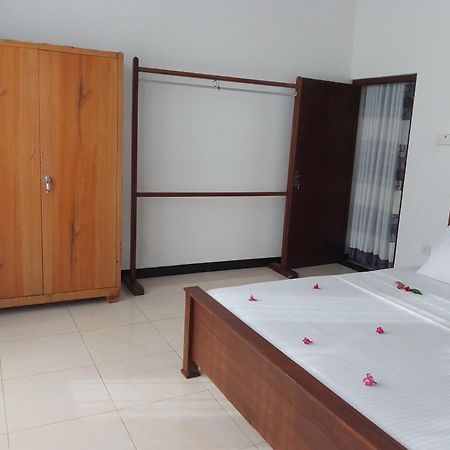 Sea & Greens Apartments Unawatuna Bagian luar foto