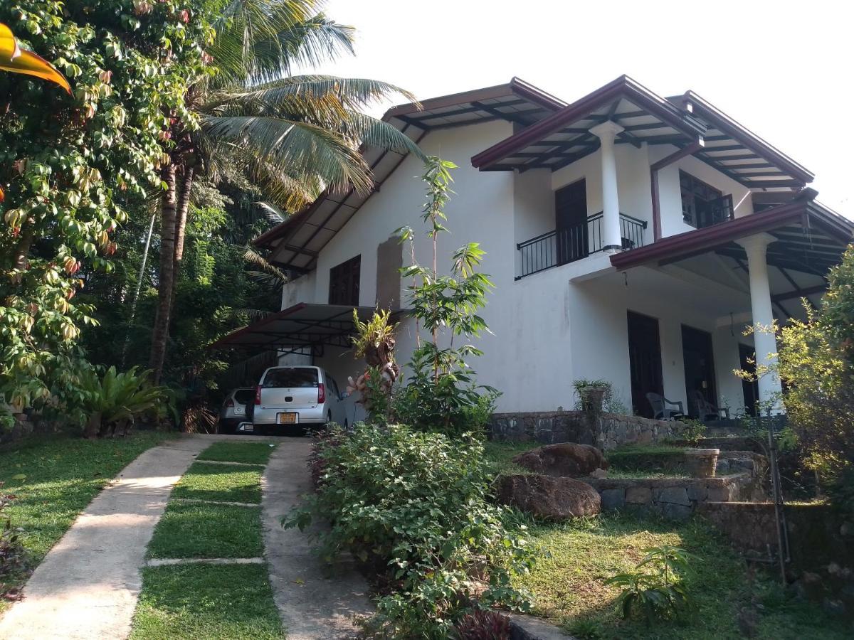 Sea & Greens Apartments Unawatuna Bagian luar foto
